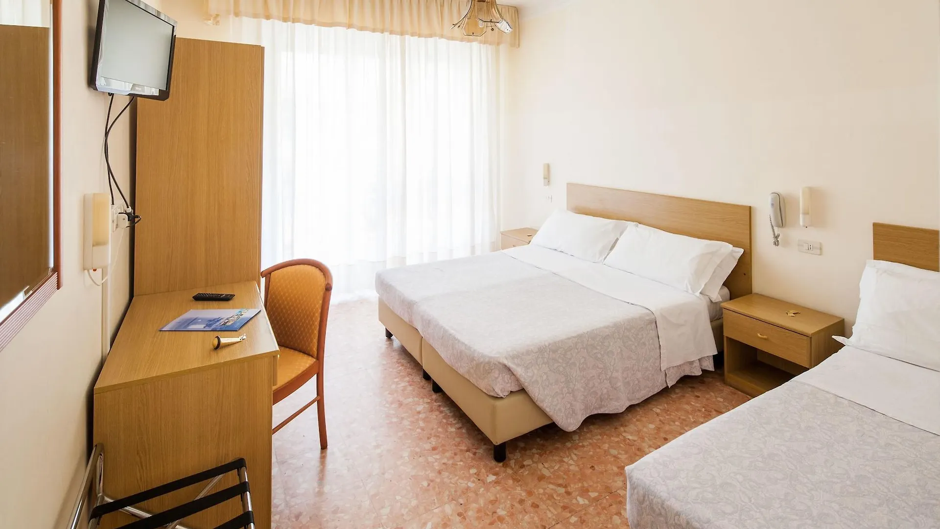 Hotel Curtis Centrale Alassio 3*,  Italy