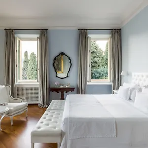 Della Pergola Relais Et Chateaux Hotel